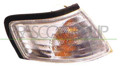FANALE ANTERIORE DESTRO-BIANCO-CON PORTALAMPADA — ricambio carrozzeria NISSAN Primera P11 — Cod. DS1754013 — Apa Ricambi