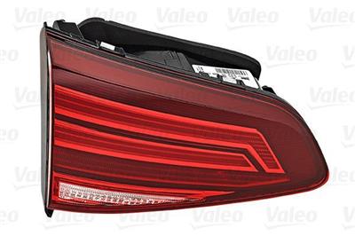 FANALE POSTERIORE SINISTRO CON PORTA LAMPADA-CON RETRONEBBBIA — ricambio carrozzeria VOLKSWAGEN Golf 7.5 — Cod. 47187 — Apa Ricambi